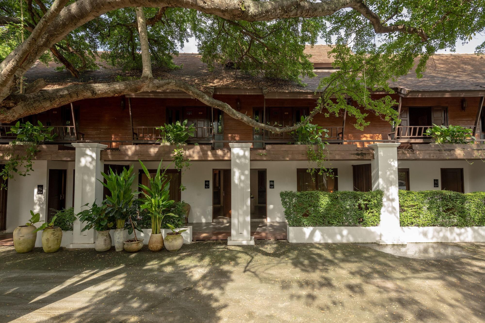Chompor Lanna Hotel Чиангмай Экстерьер фото